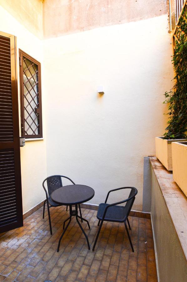 Flatinrome Trastevere Rooms Екстер'єр фото